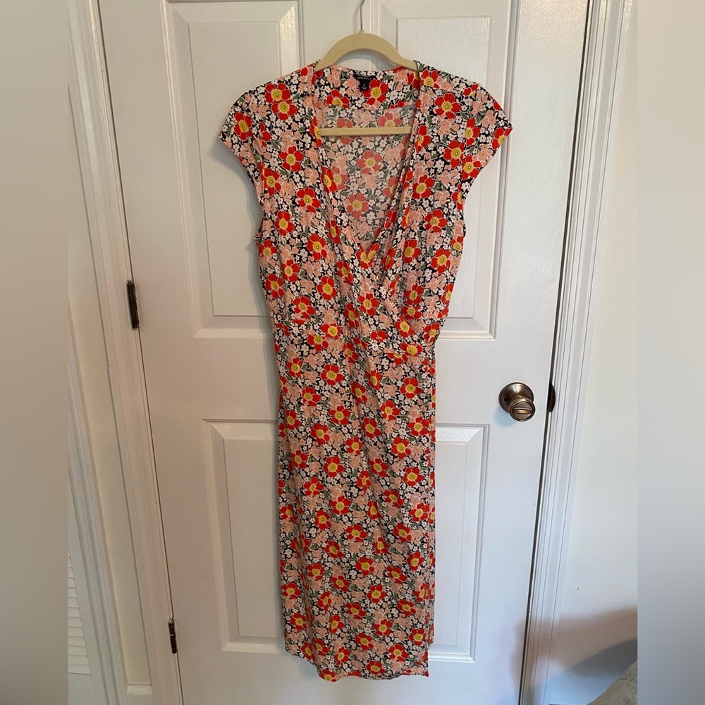 Elegant Floral Midi Dress